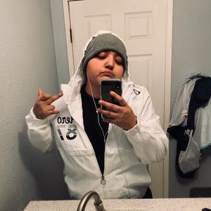 Meet your Posher, Jocelyn